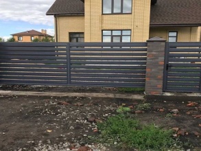 Забор жалюзи 72 метра фото в Андреевке